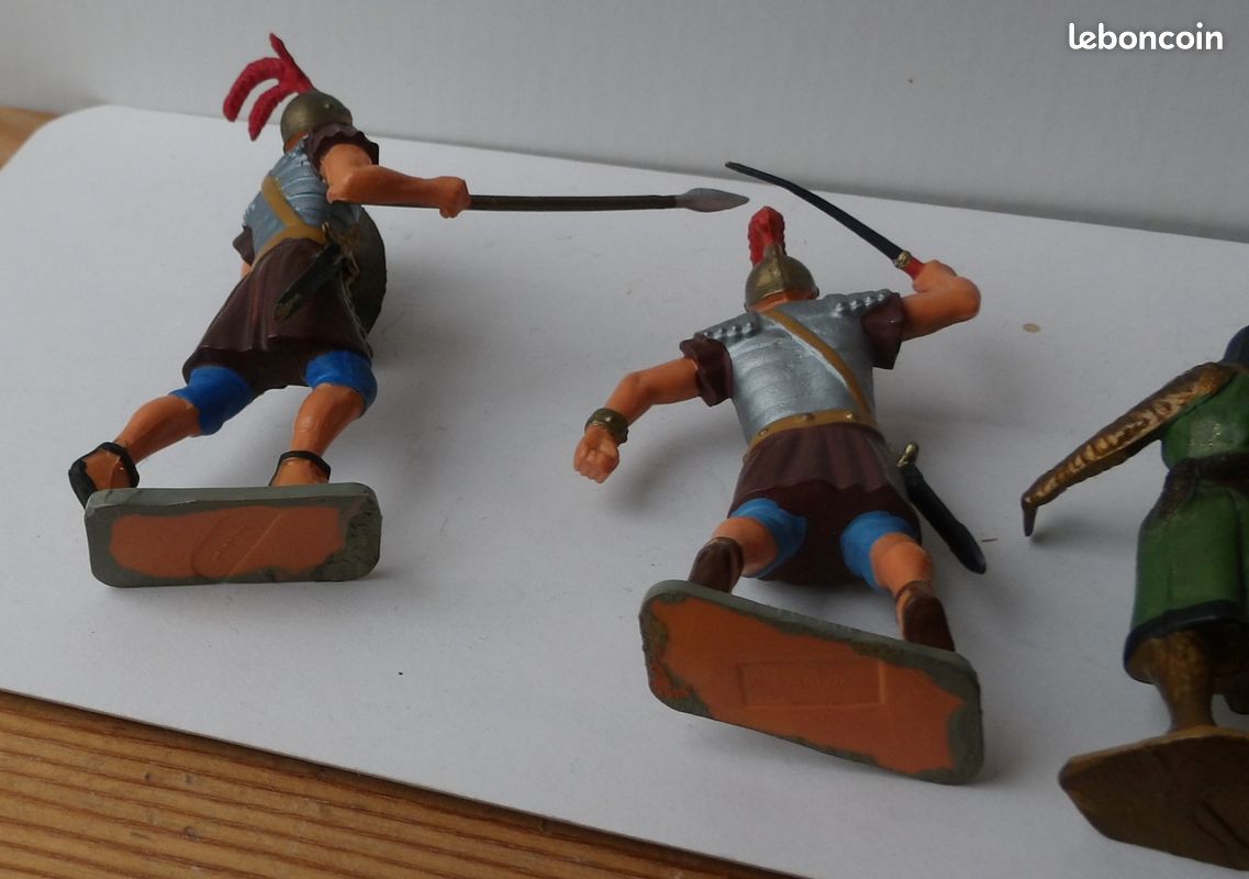 Soldat Moyen Âge Duguesclin Pied gris STARLUX 6054