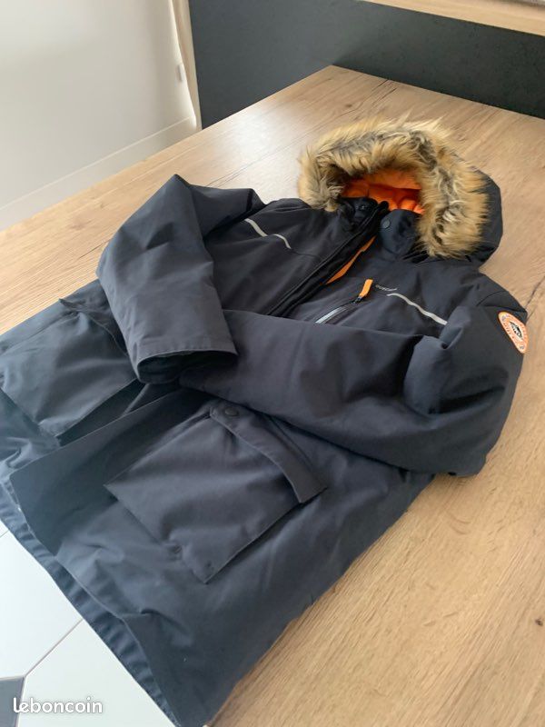 Blouson quechua DECATHLON NEUF 14/15 ans bleu marine (image 2)
