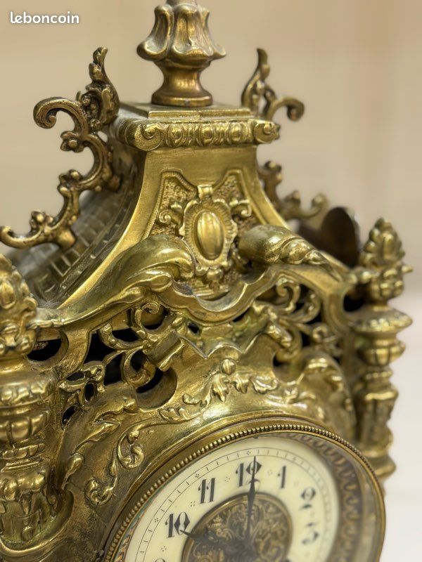 Pendule XIXe en bronze doré – Napoléon III (image 6)