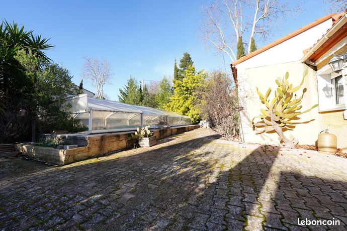 Villa 2 pièces 126 m²