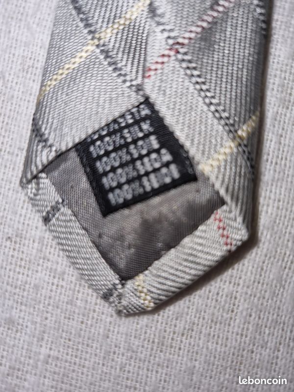 Cravate Status (image 3)
