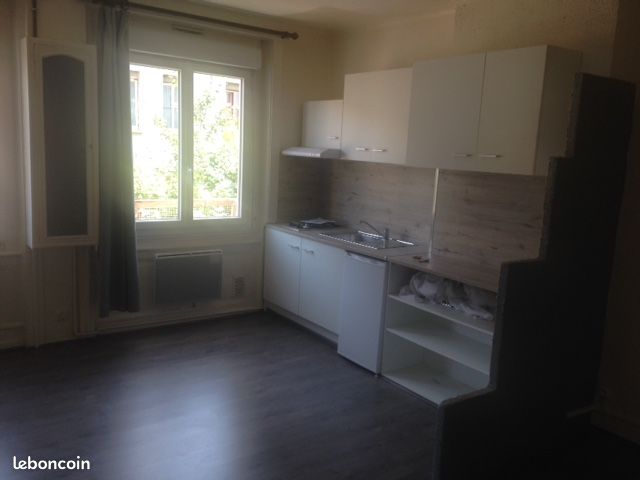 Appartement 1 pièce 26 m² · à Saint-Étienne · 26 m² · 360 €