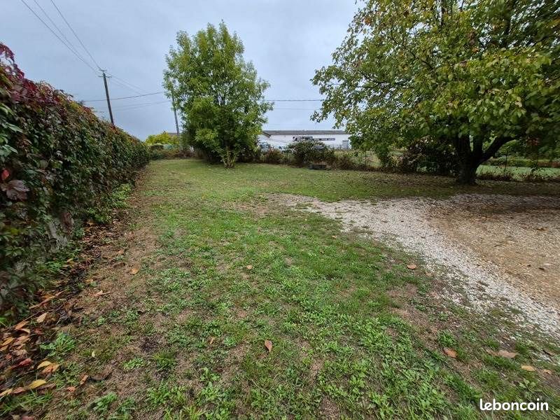 Terrain 1 300 m² La Chapelle De La Tour · à La Chapelle-de-la-Tour · 89 000 €