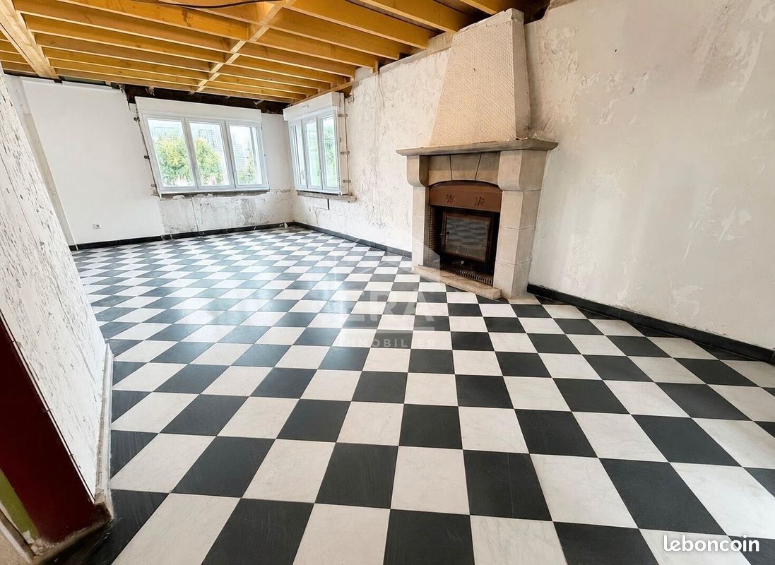 Maison 9 pièces 183 m² · à Loos-en-Gohelle · 183 m² · 302 000 €
