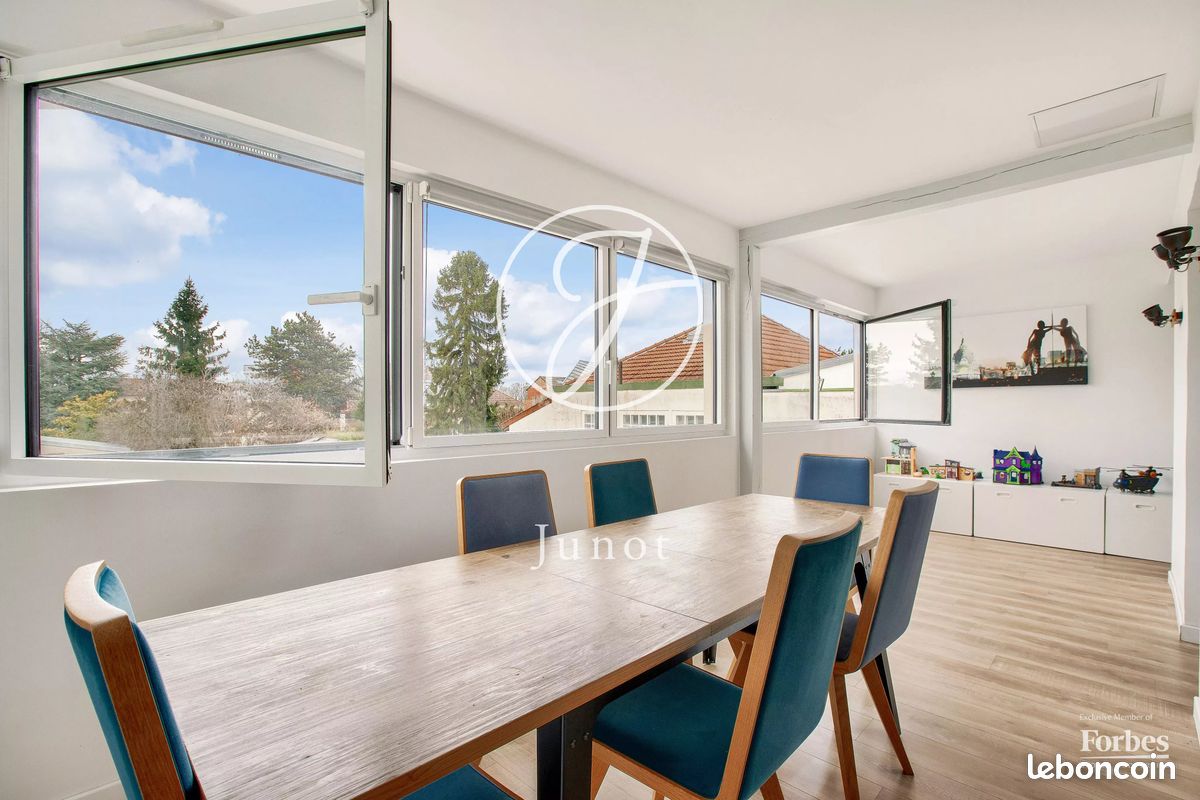Appartement 6 pièces 153 m² · à Rueil-Malmaison · 153 m² · 650 000 €
