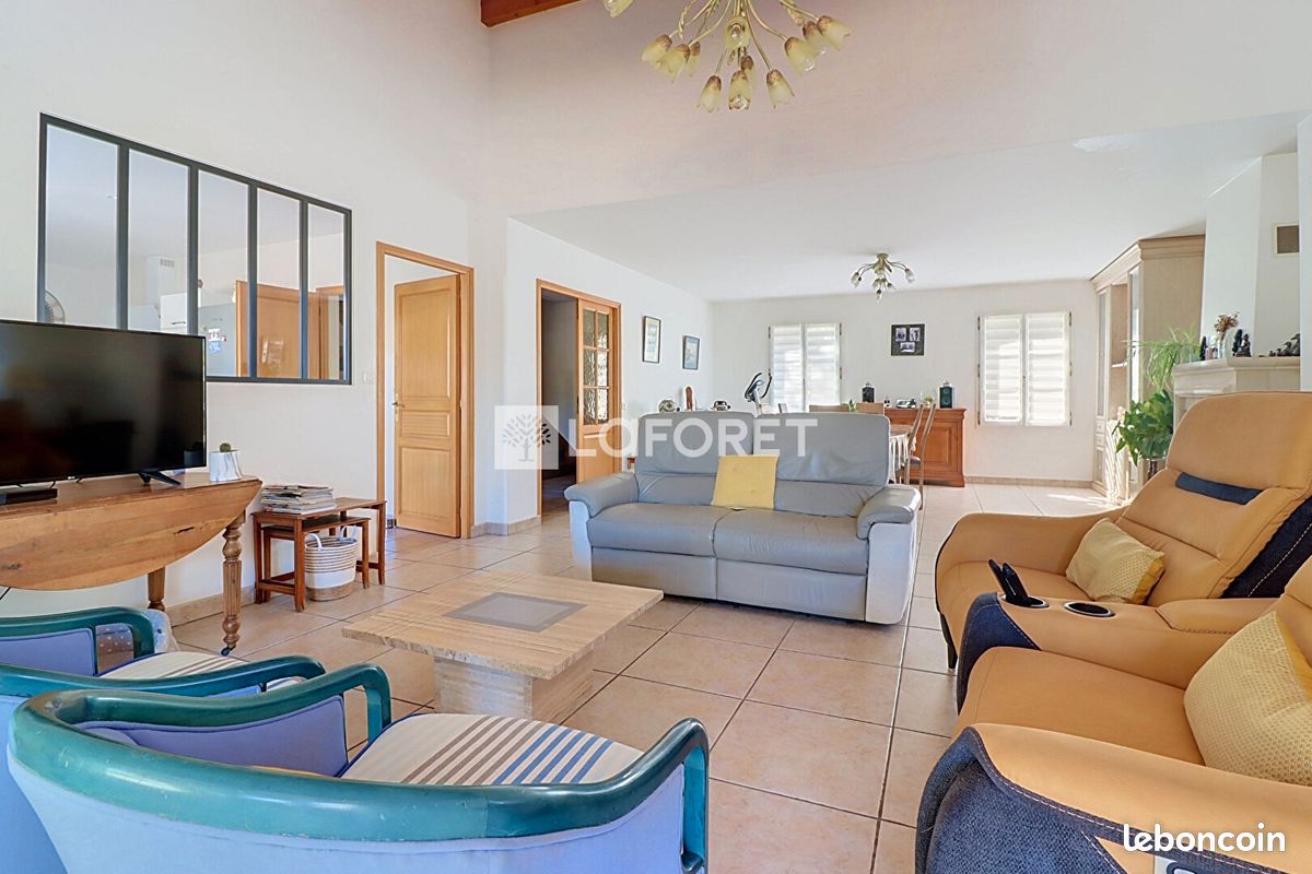 Maison 4 pièces 165 m² · à Périgny · 165 m² · 755 928 €