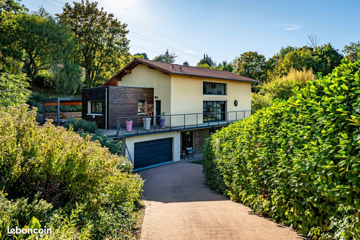 Maison 7 pièces 184 m² · à Saint-Romain-au-Mont-d'Or · 184 m² · 875 000 €