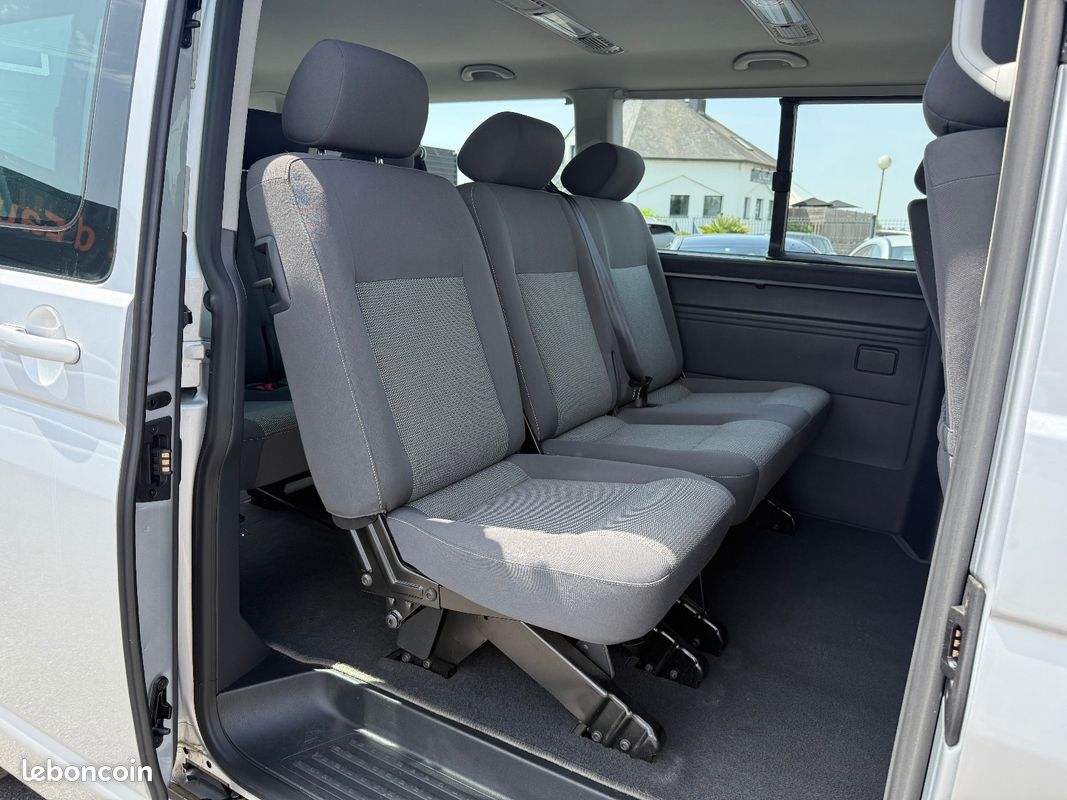 VOLKSWAGEN MULTIVAN CARAVELLE LONG 2.0 TDI 180 4MOTION BLUEMOTION TECHNOLOGY DSG7 CONFORTLINE / siege avant chauffant / camera de recul / 9 Places / porte latérale ouverture électrique / etc... (image 9)