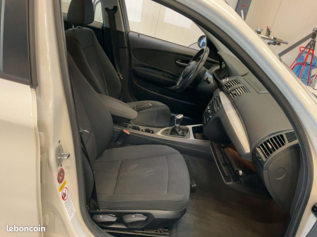 Bmw serie 1 118 d 143 cv 2007 (image 10)