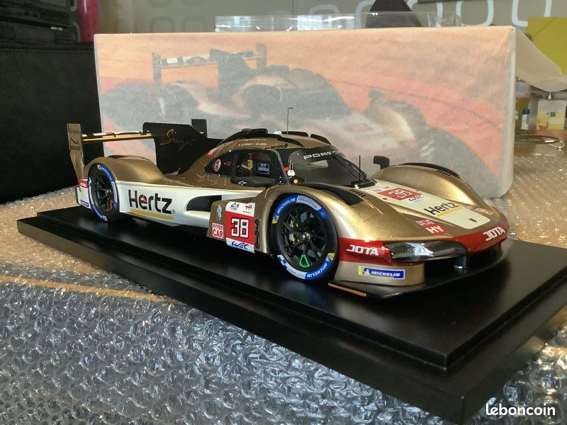 Porsche 963 Hertz au 1/18, 24h du Mans 2023 Spark Neuf, 700 Pièces (image 6)
