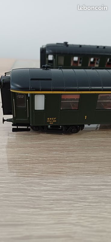 2 Voitures OCEM courtes REE mixtes 1/2e classe SNCF épq 3 (image 4)