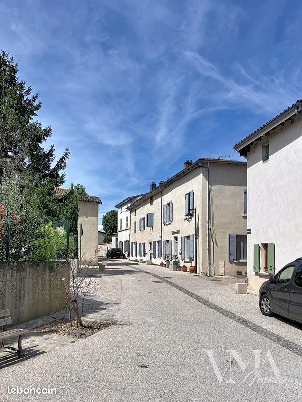 Maison 7 pièces 182 m² · à Millery · 182 m² · 1 450 €
