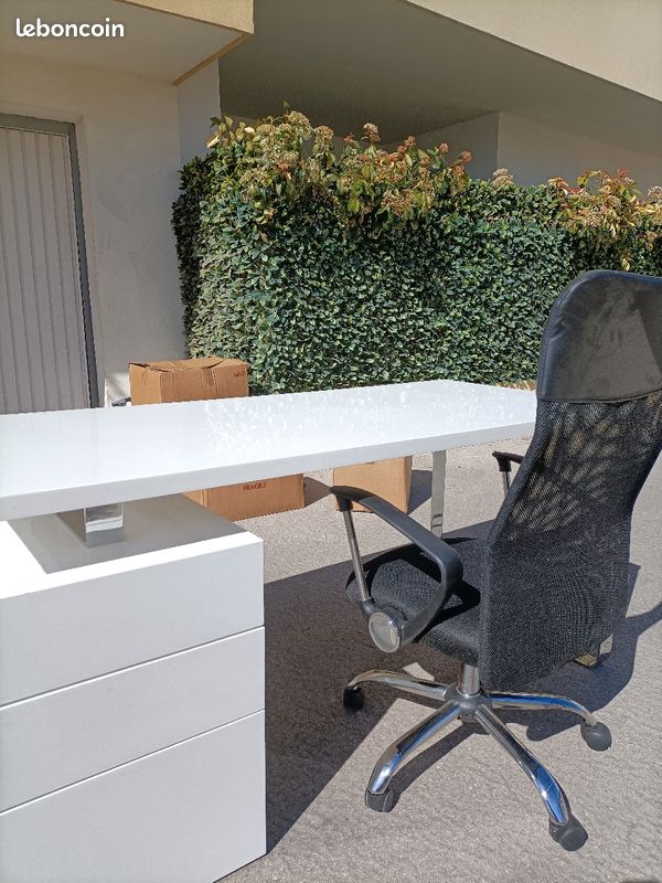 Bureau Masdrovia laqué blanc 160x70 cm (image 1)