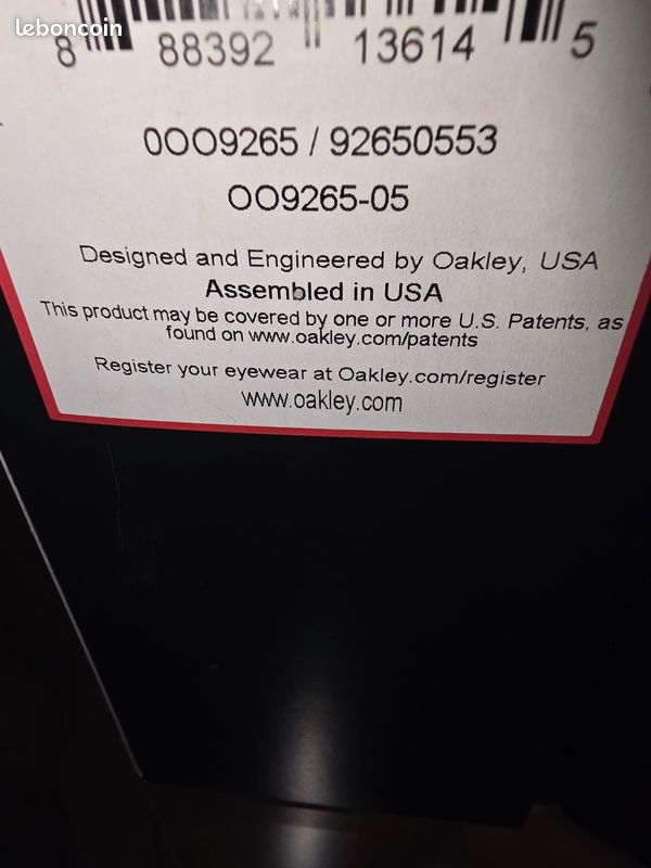 Oakley latch (image 5)