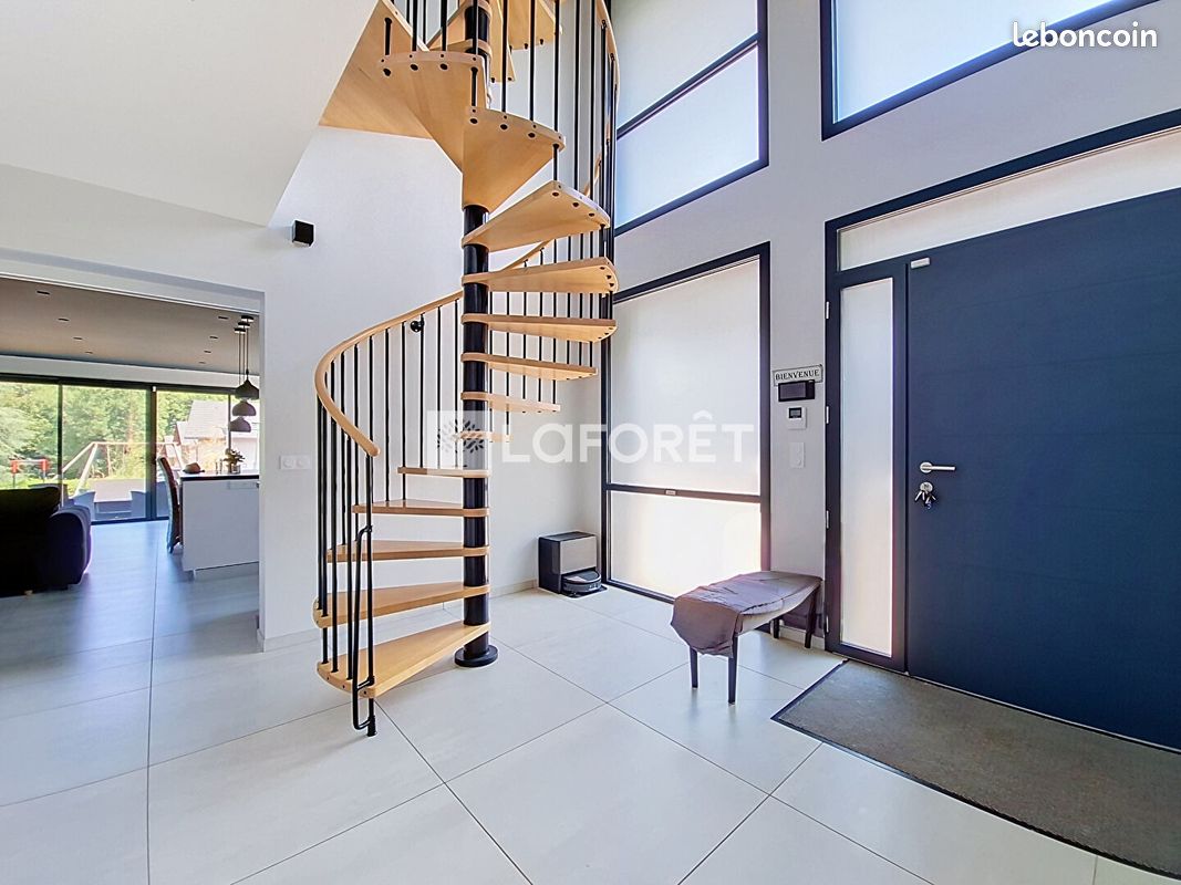 Maison 6 pièces 160 m² · à Curienne · 160 m² · 619 000 €