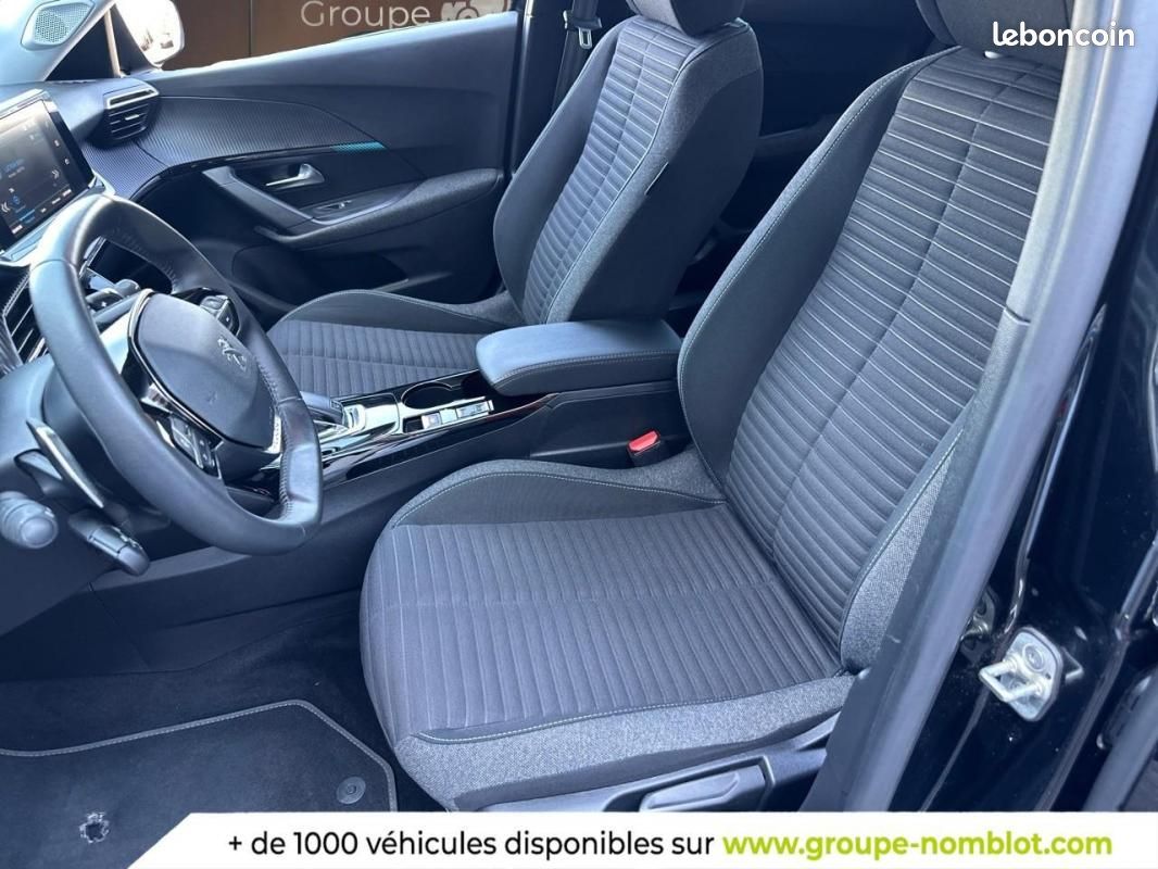 Peugeot 2008 PureTech 130 S&S EAT8 Style (image 11)
