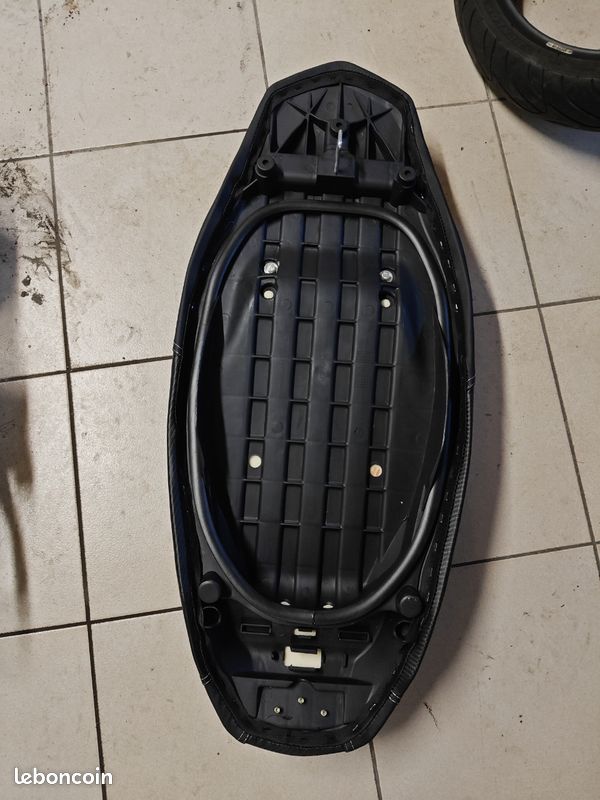 Selle confort yamaha nmax (image 2)