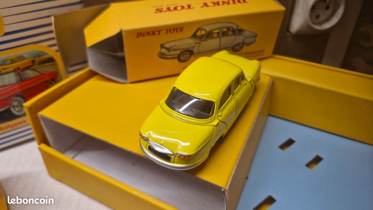 Dinky Toys 543 Renault Floride - Bronze - Échelle 1/43 - Boîte D'origine