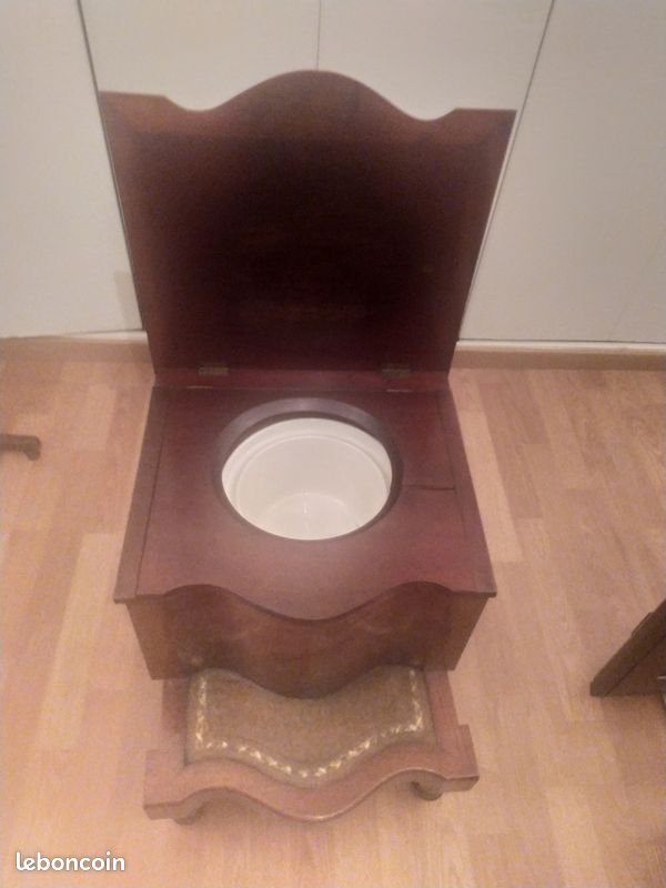 Meuble anglais avec pot de chambre (image 4)