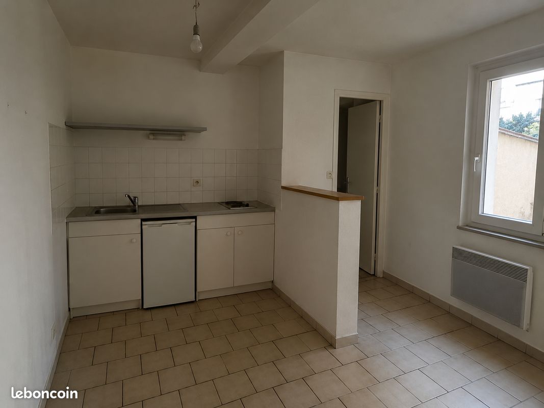 Appartement 2 pièces 26 m² · au Creusot · 26 m² · 400 €/mois