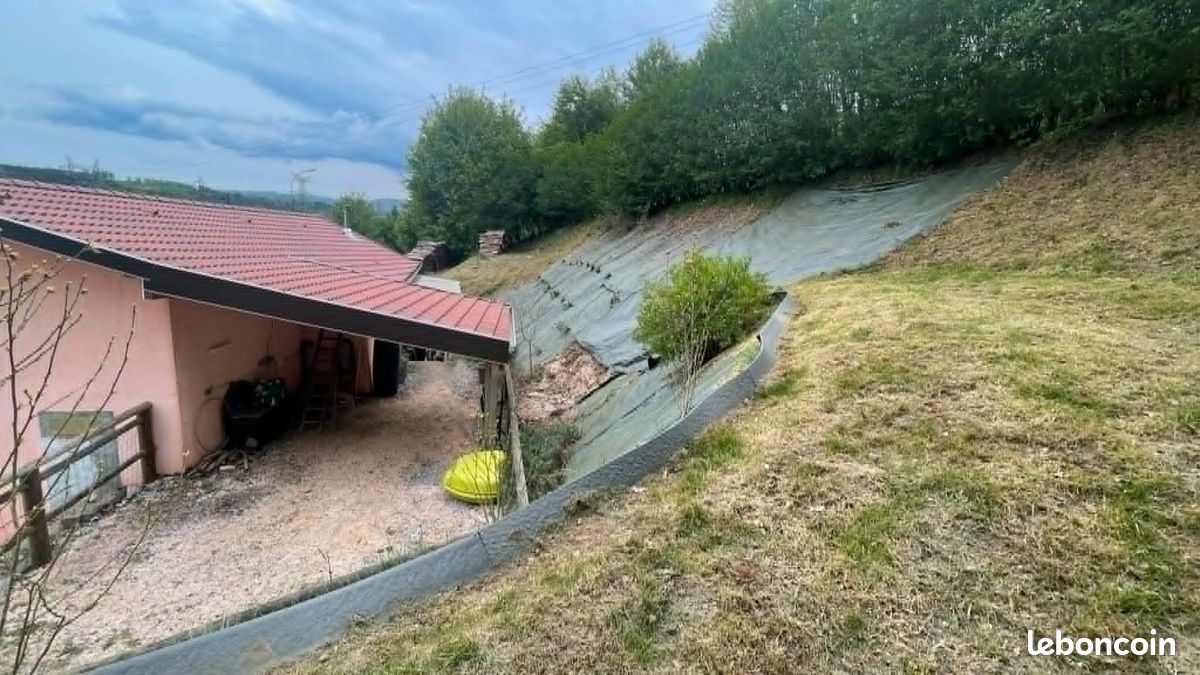 Maison 3 pièces 74 m² · à Pouxeux · 74 m² · 90 000 €