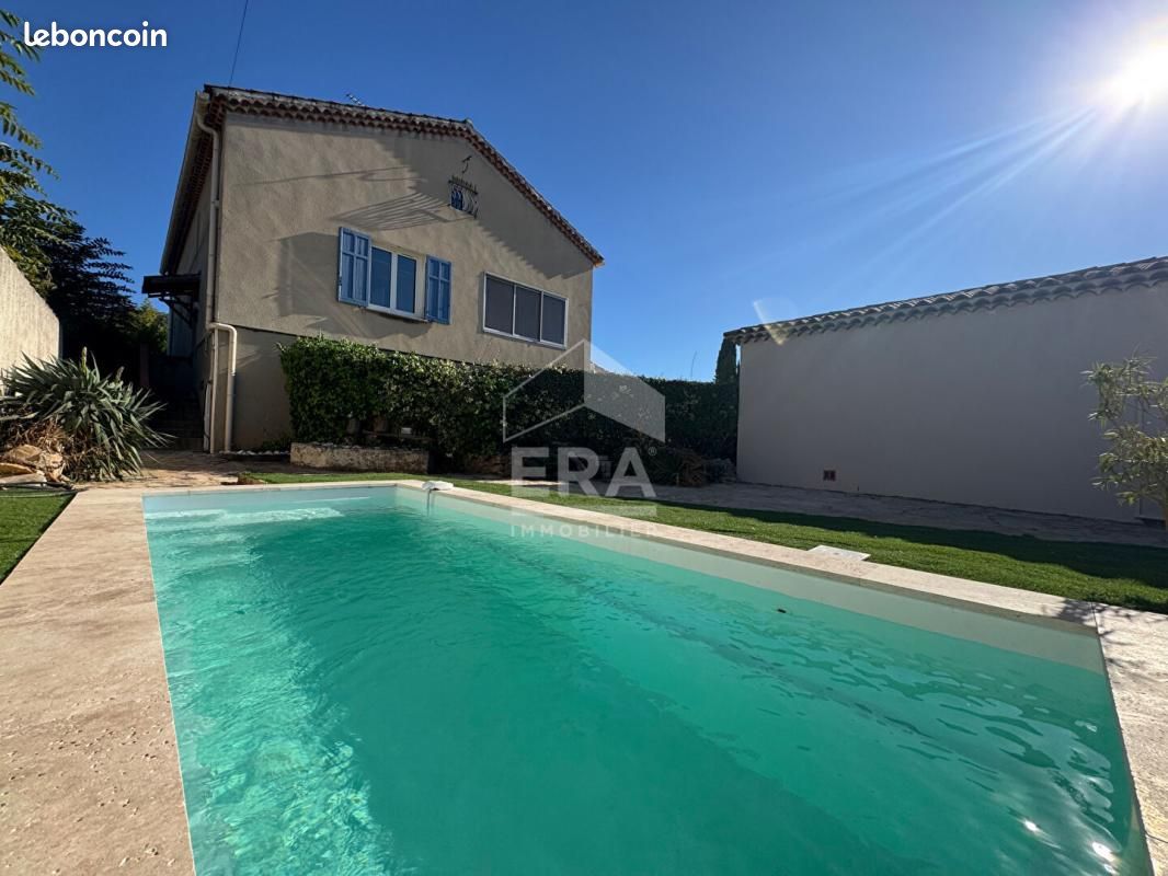Appartement 4 pièces 93 m² · à Saint-Cyr-sur-Mer · 93 m² · 1 850 €/mois