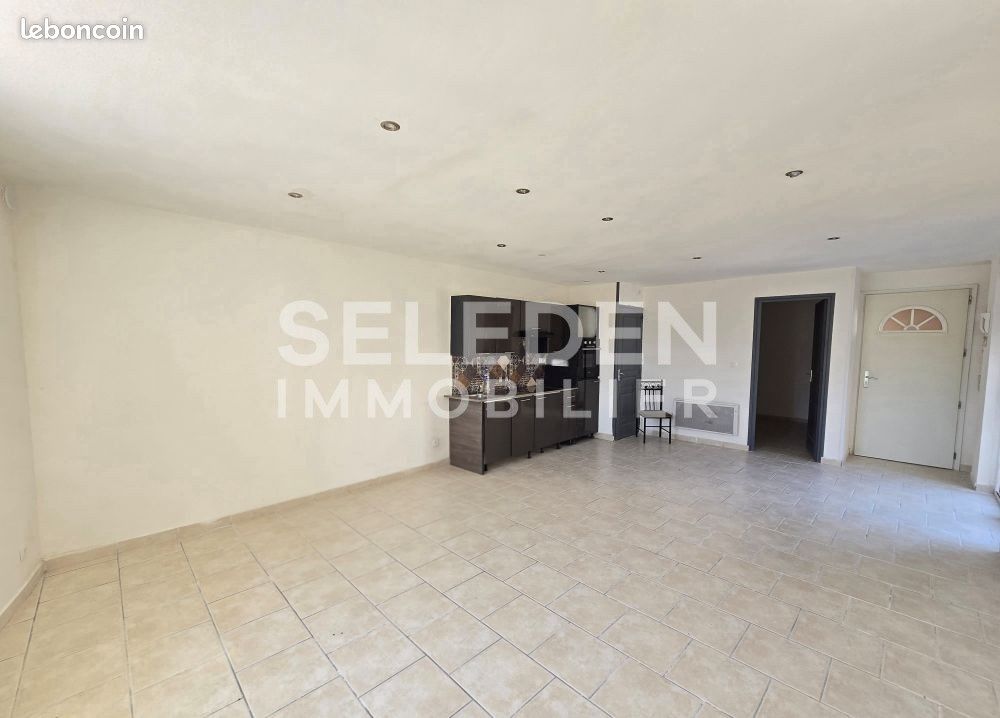 Appartement 3 pièces 61 m² · à Sailly-Labourse · 61 m² · 740 €