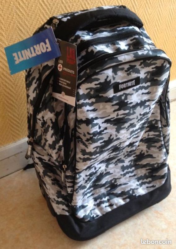 FORTNITE Sac à Dos 1 Compartiment Noir à Motifs Caméo Pas Cher