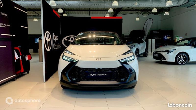 Toyota C-Hr 1.8 Hybride 140ch Collection MY25 (image 2)