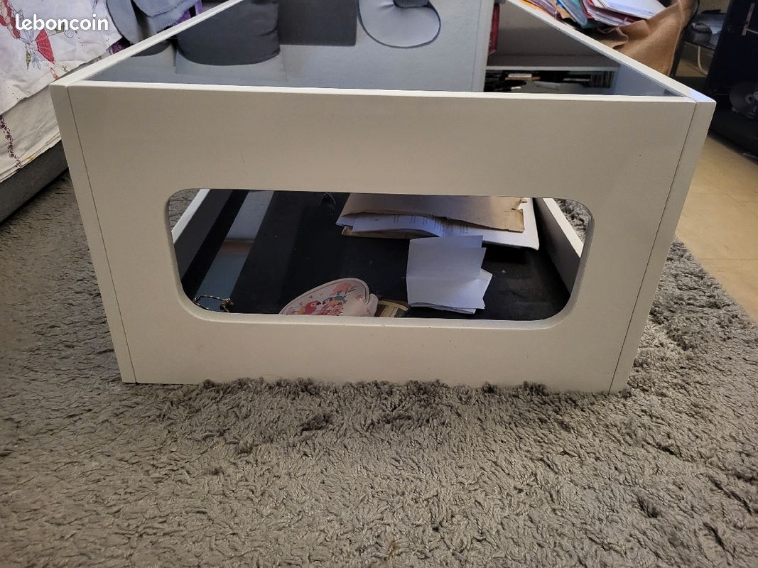 Table base (image 3)