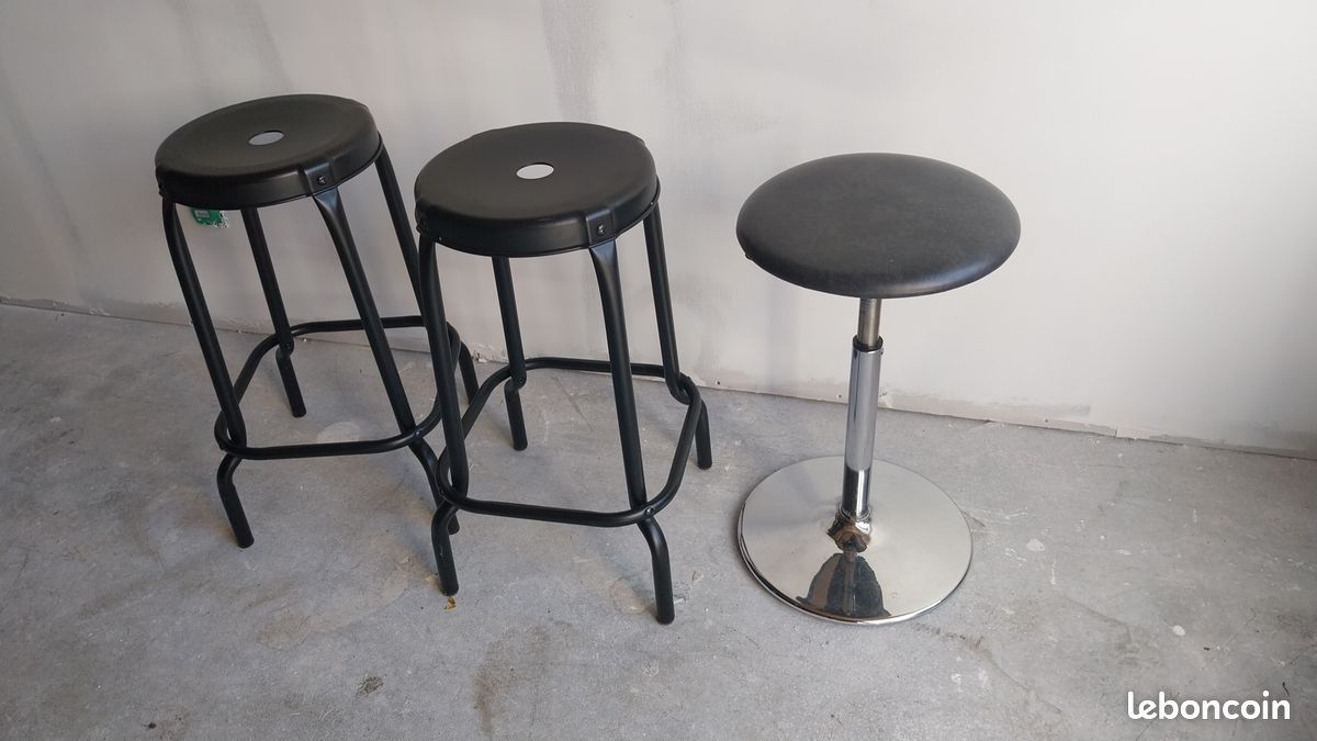 3 tabourets IKEA URGENT (image 1)