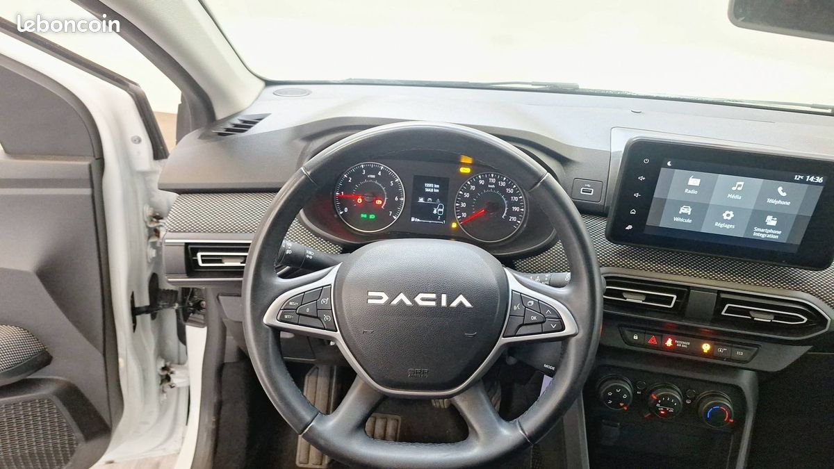 Dacia sandero tce 90 expression (image 20)