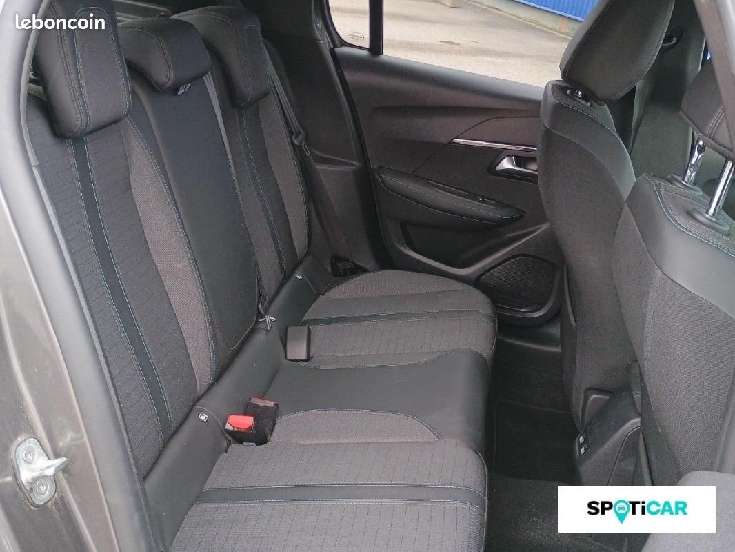 Peugeot 208 PureTech 100 S&S BVM6 Allure (image 10)