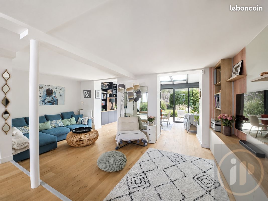 Maison 6 pièces 152 m² · à Poissy · 152 m² · 649 000 €