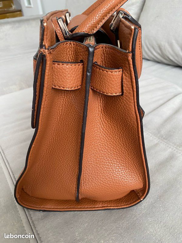 Sac à main Guess (image 7)