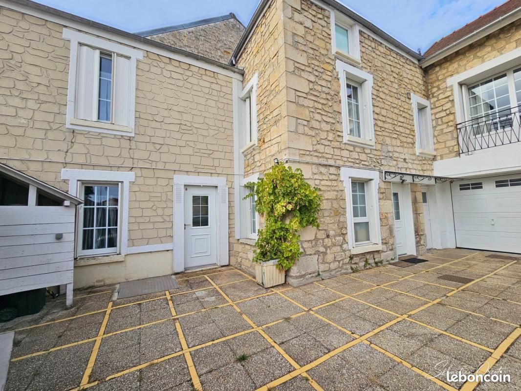 Maison 6 pièces 137 m² · à Nesles-la-Vallée · 137 m² · 499 000 €