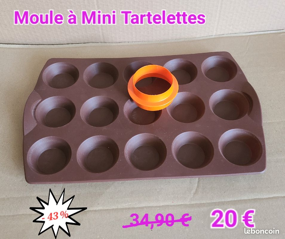 Moule à Mini Tartelettes silicone avec découpoir Tupperware neuf (image 1)