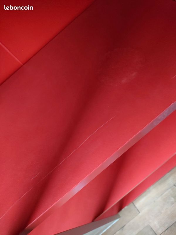 IKEA Billy rouge avec portes (image 5)
