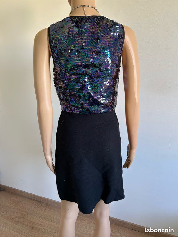 Robe noire neuve avec sequins Morgan taille S (valeur 85) (image 7)