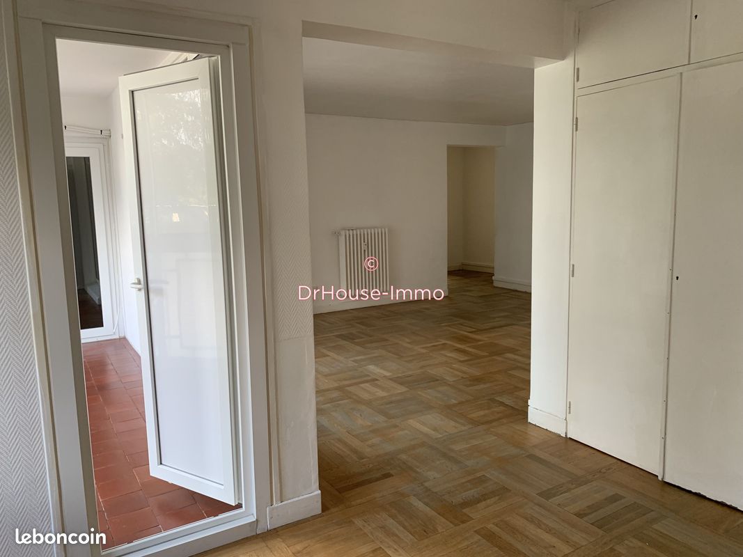 Appartement 5 pièces 106 m² (image 2)