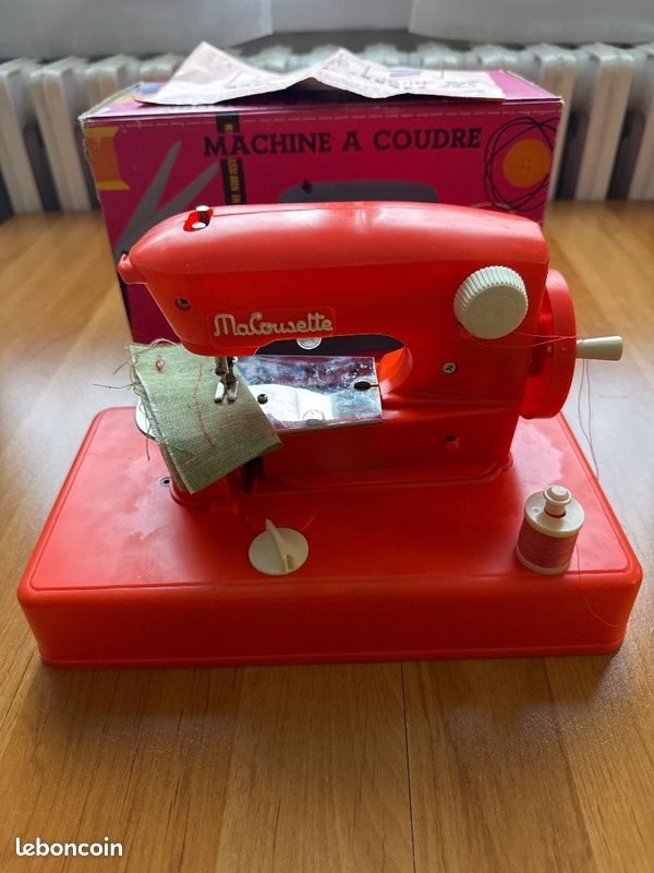 Machine à Coudre Enfant Ma Cousette – Jouet Fonctionnel Avec Boîte Et Notice, Occasion