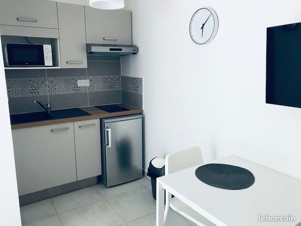 Location studio meublée