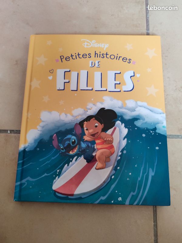 Livre petites histoires de filles (image 1)