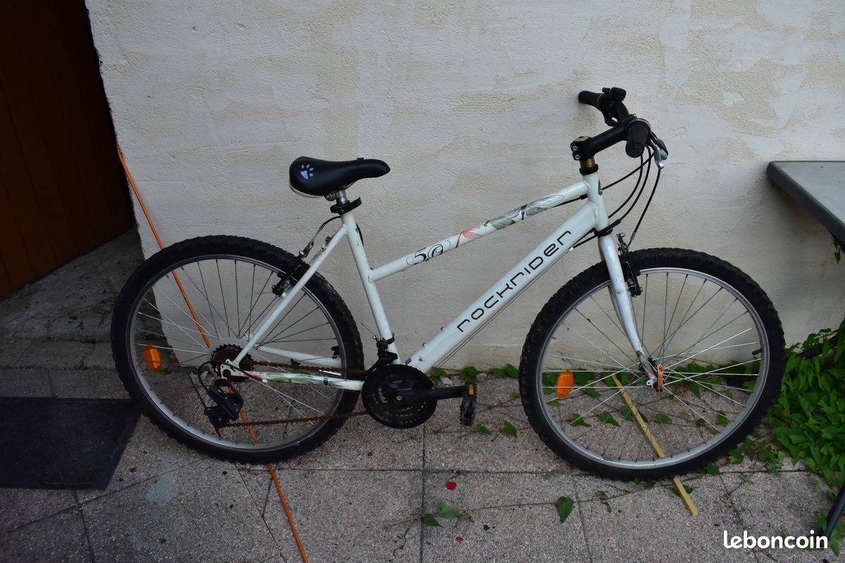 VTT enfant / ado Rockrider 24" – À remettre en état (image 1)