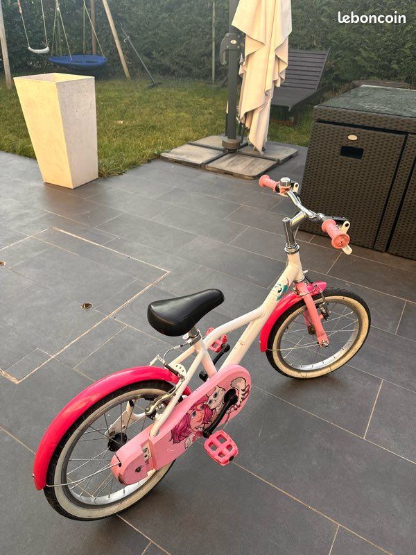 đČ VĂ©lo rose enfant DECATHLON 16 pouces âââ (image 9)