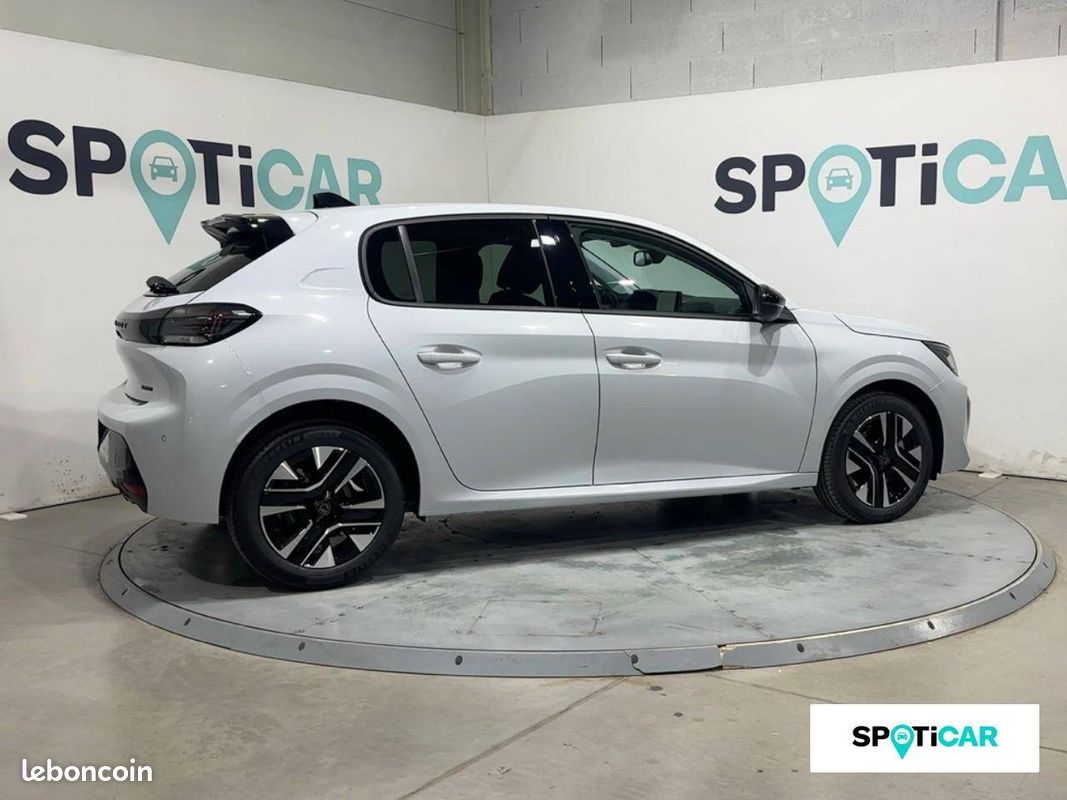 PEUGEOT 208 Hybrid 110 ch e-DCS6 Allure (image 3)