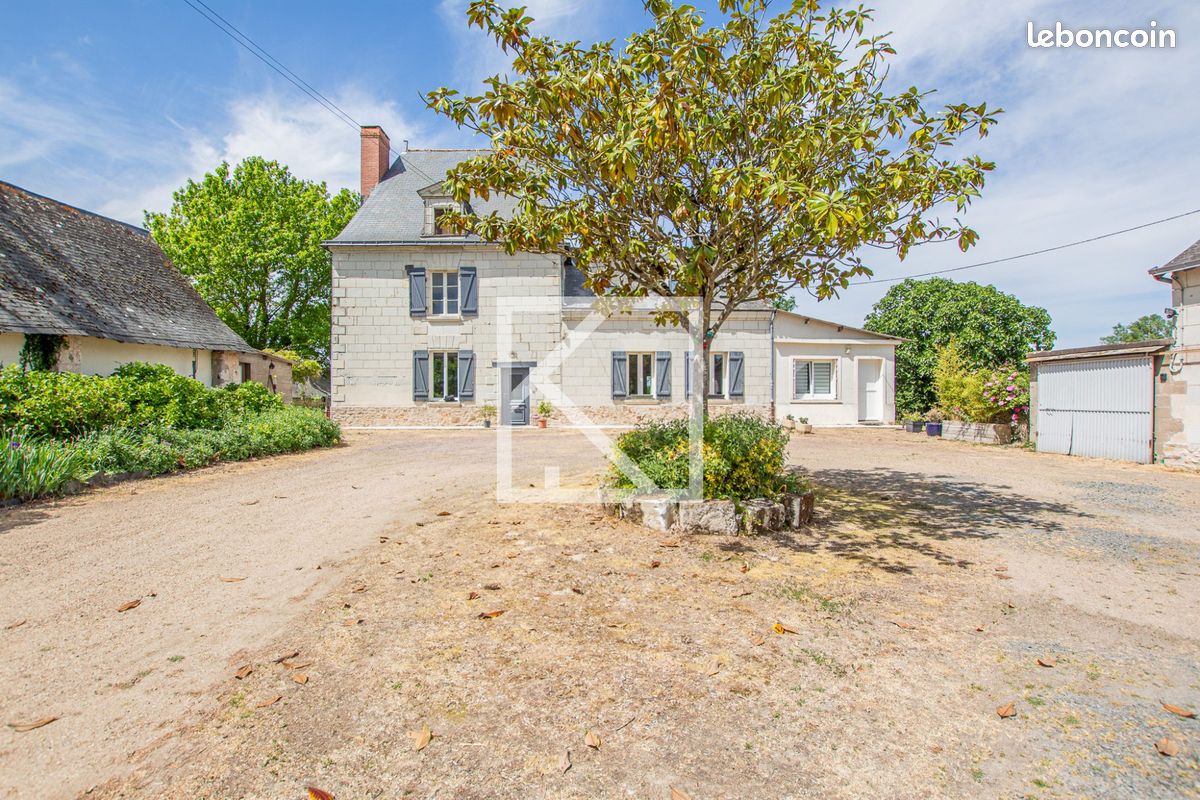 Maison 5 pièces 213 m² · à Gennes-Val-de-Loire · 213 m² · 420 000 €