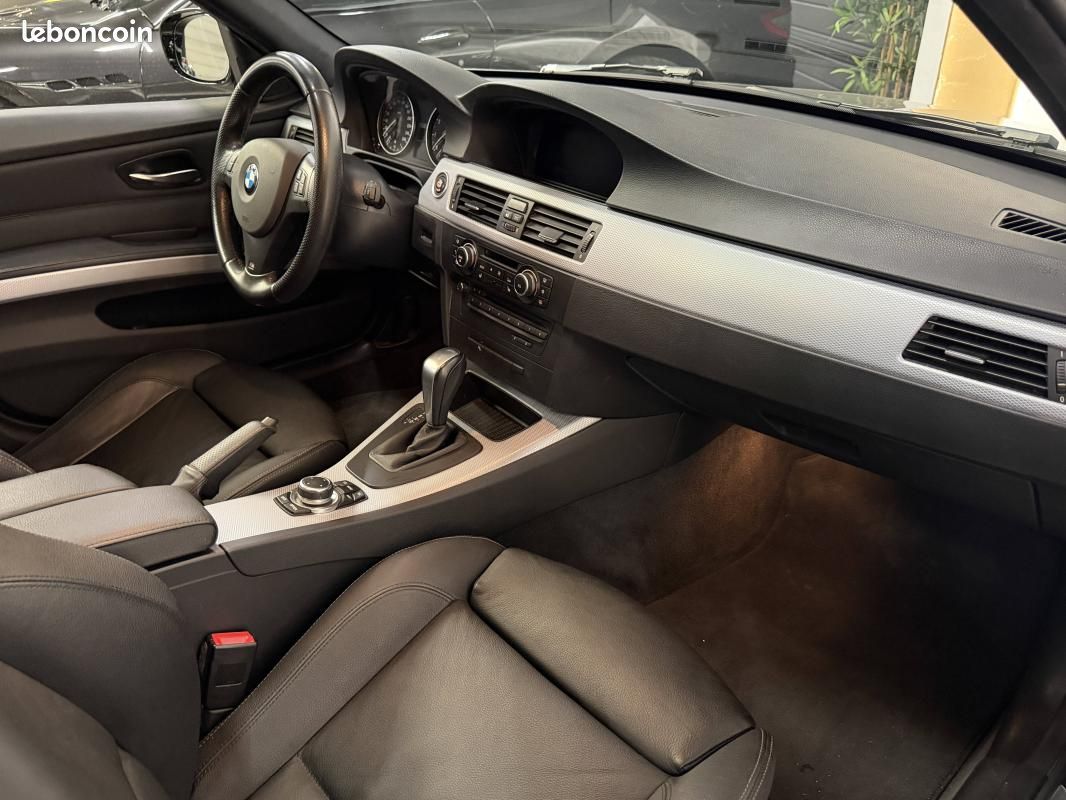 BMW Série 3 325i 218cv / 2 main PACK M TOUTES OPTIONS ENTRETIEN INTEGRAL BMW (image 18)