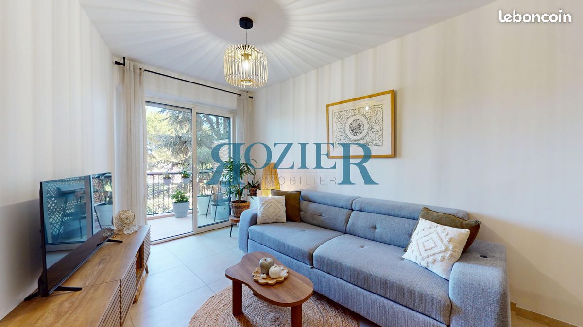 Appartement 3 pièces 64 m² · à Antibes · 64 m² · 320 000 €