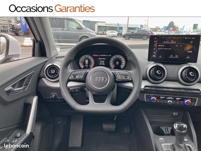 Audi Q2 35 TFSI 150ch Design S tronic 7 (image 10)